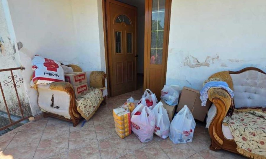 Nëna e 7 fëmijëve endet rrugëve pas ngjarjes së