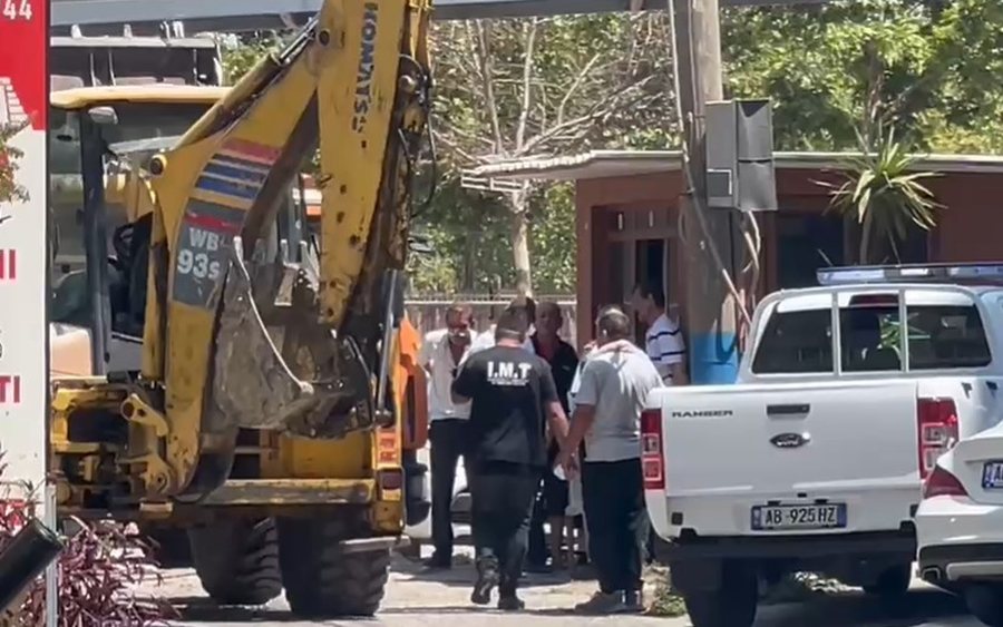 Lirimi i hapësirave publike, nis aksioni edhe në Durrës