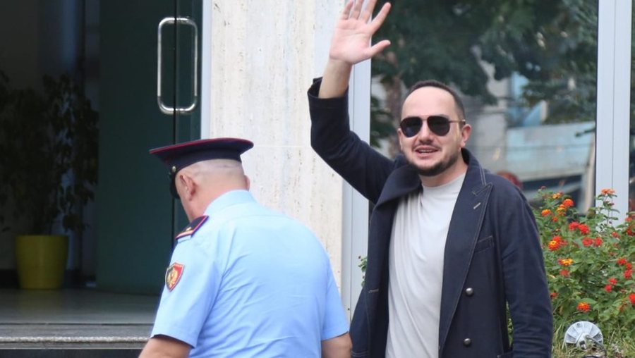 Lirohet nga burgu ish-deputeti Ervin Salianji