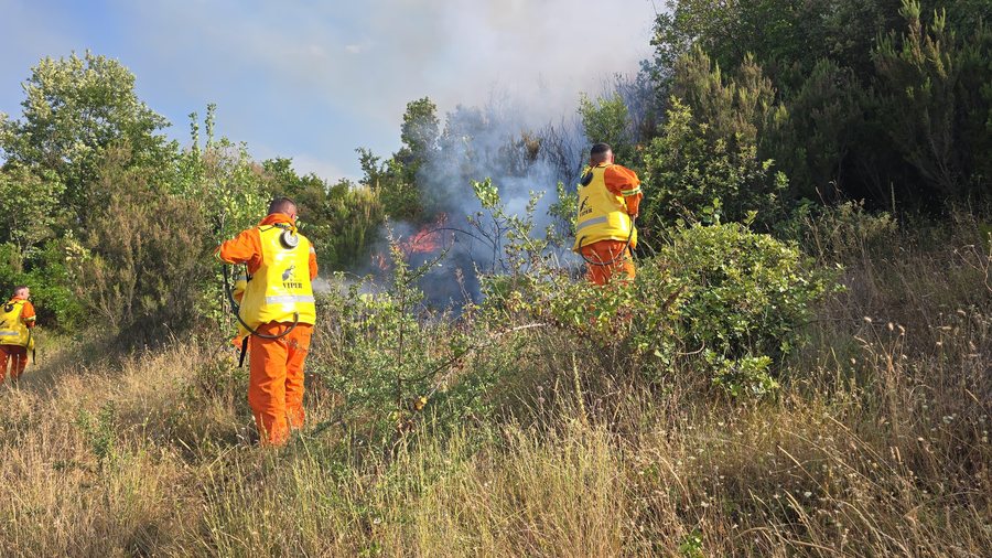 15 fires in the country, 4 still active