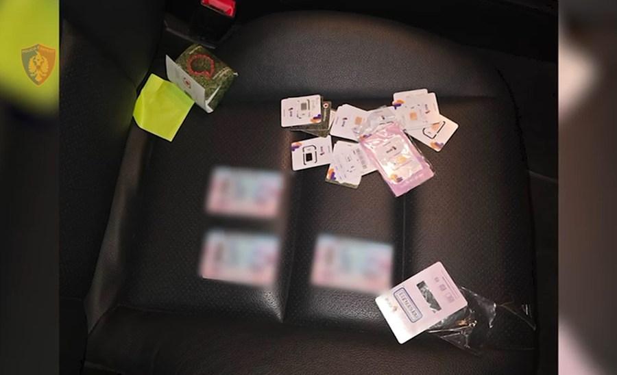 He obtained loans of 1000-3400 euros with forged identity cards, 21-year-old