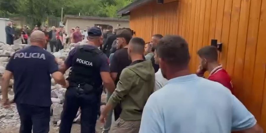 Përplasjet mes policisë dhe banorëve në Theth, reagon