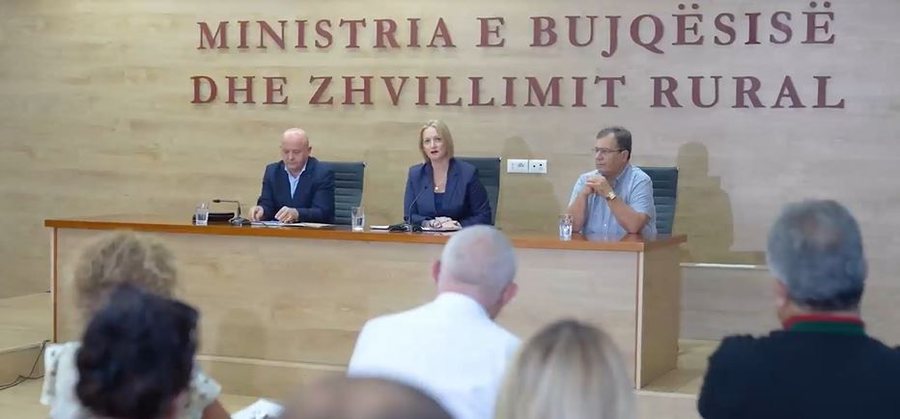 “Rritje e ankesave të lidhura me ushqimin”, Denaj pezullon