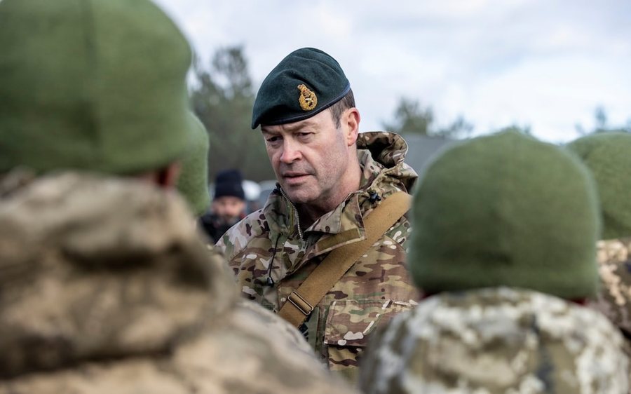 “Britania të përgatitet për luftë me Rusinë