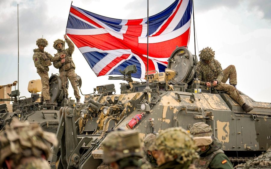 “Britania të përgatitet për luftë me Rusinë