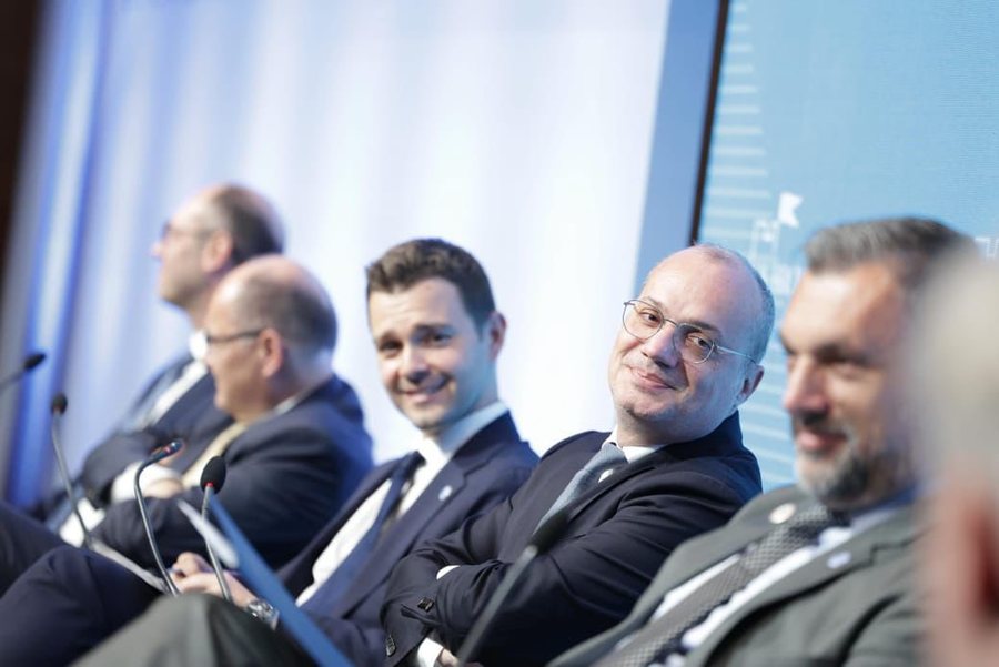 Ministri Hasani në Forumin e Dubrovnikut: Ballkani Perëndimor nuk