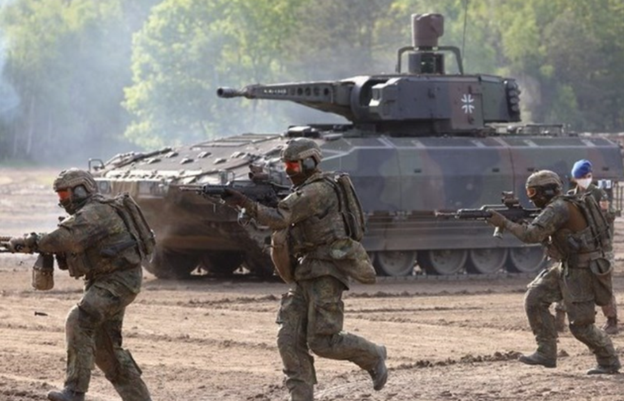 Alarm in Europe: 800 thousand troops, tanks and helicopters on the streets of