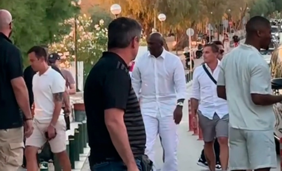 Legjenda Michael Jordan lë bakshish shumën e çmendur në