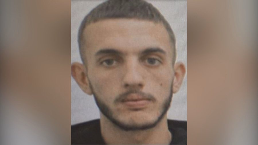 They killed him and threw him into the lake, 2 in handcuffs, 2 wanted, the fight