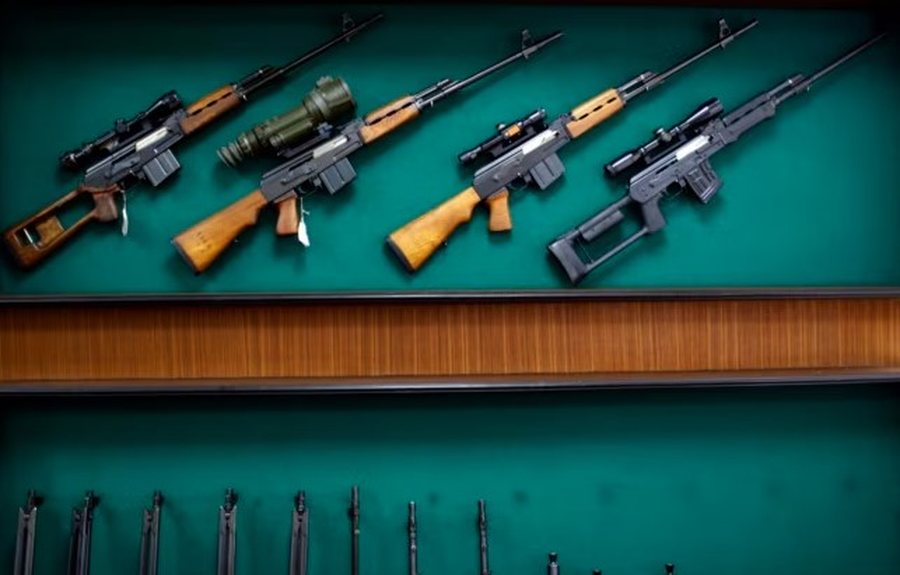 Tarifat amerikane rrezikojnë eksportin e armëve serbe