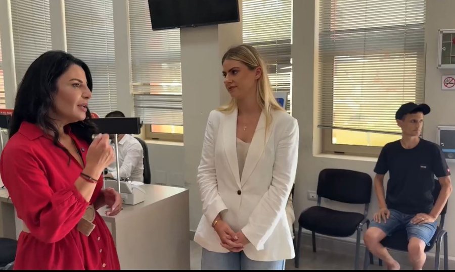 Vështirësi në përdorimin e e-Albania, bashkitë hapin