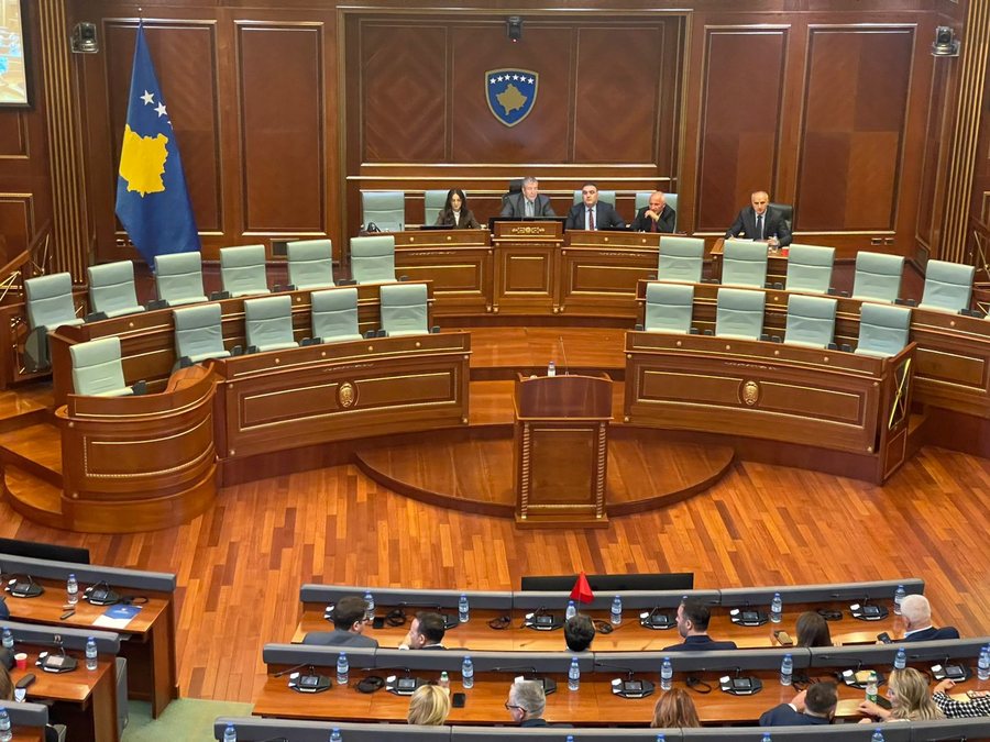 E shtuna zgjidh ngërçin në Kosovë? Deputetët