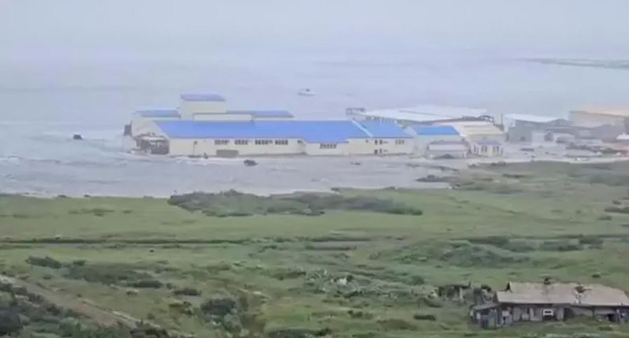 Tërmeti i fuqishëm në Rusi, paralajmërime për cunami