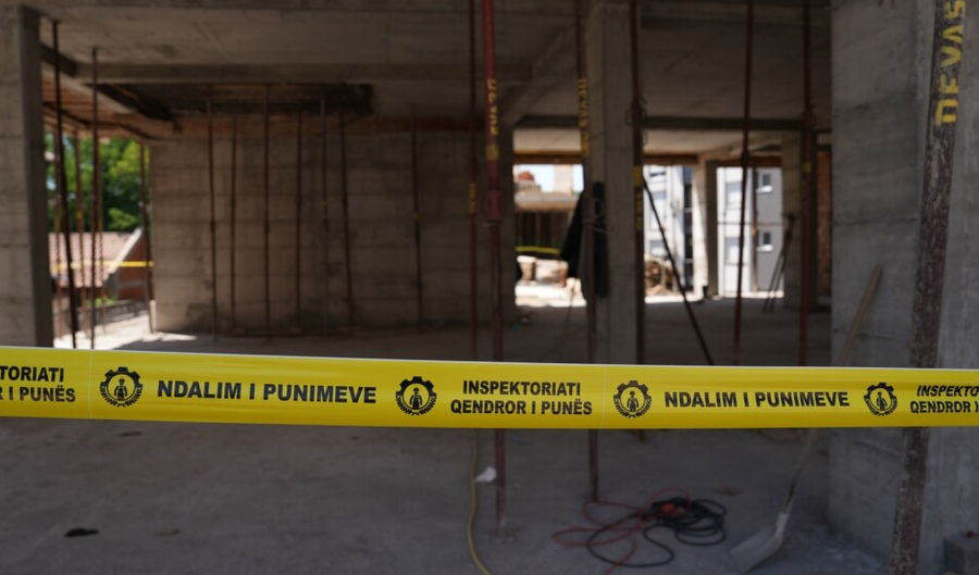A person dies in Prizren, fell from the roof of the building where he was