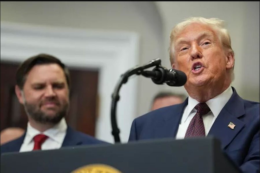 Trump announces historic new US tariffs worldwide, EU deal remains at 15%