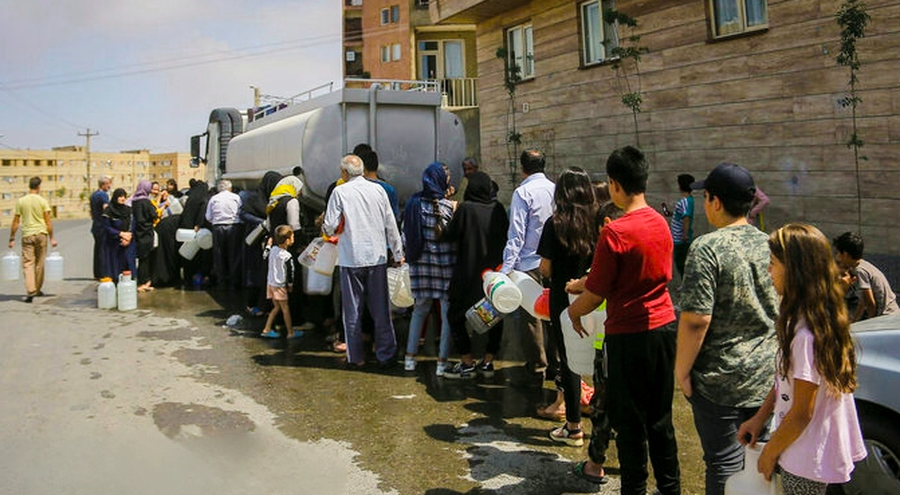 Tehran runs dry after US bombs, government declares 1 week holiday for people to