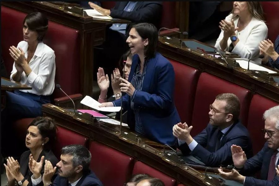 “Qendra çnjerëzore në Shqipëri”, deputetja