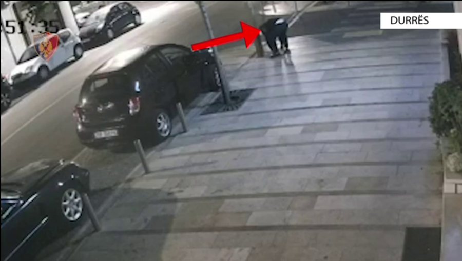 Vidhte kabujt e ndriçimit të rrugëve, arrestohet