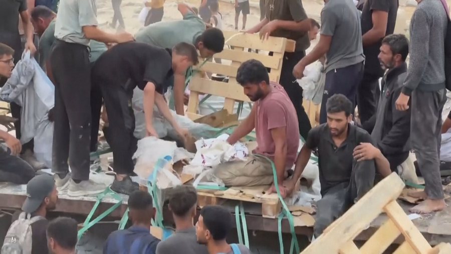 Humanitarian organization attacked in Gaza, one employee killed, Red Crescent: