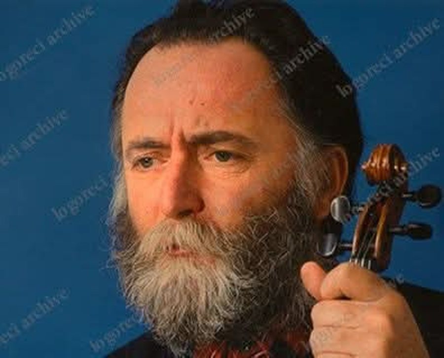 Ndahet nga jeta violinisti Robert Papavrami