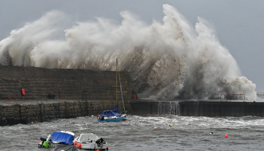 Storm Floris hits Britain hard, causing rail damage and chaos on the roads