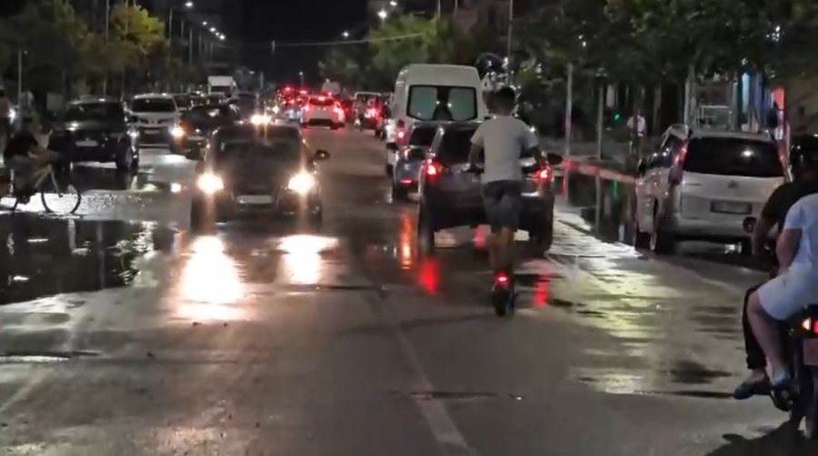 Reshjet e dendura, qetësohet situata në Vlorë