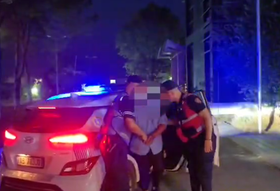 Dy persona në pranga për zjarrvënie, njëri pengoi edhe