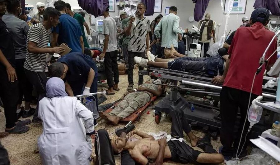 Viktima dhe evakuime me forcë, Izraeli bombardon spitalin në Gaza. Nis