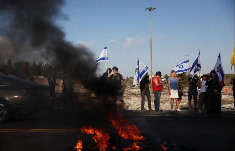 Viktima dhe evakuime me forcë, Izraeli bombardon spitalin në Gaza. Nis