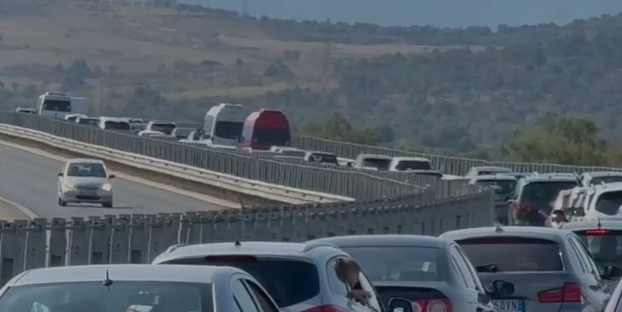 Aksident në autostradën Levan–Vlorë, përplasen disa