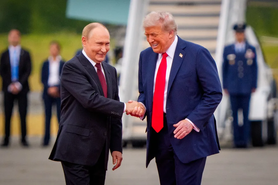 Trump flet për përparim të madh me Rusinë: Qëndroni