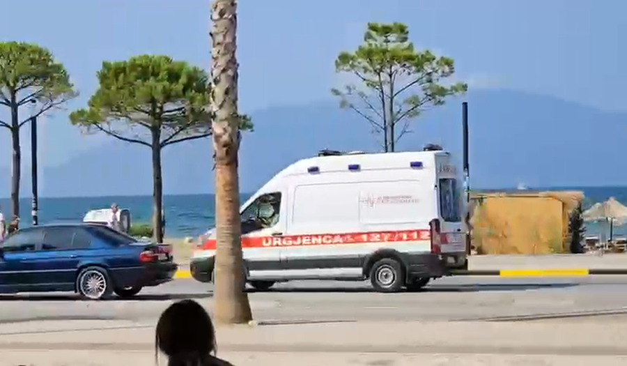 Rrezikon të mbytet në det një vajzë në Vlorë