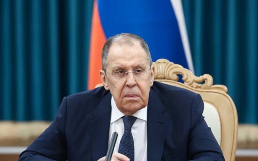 Lavrov e mohon: Nuk është planifikuar asnjë takim mes Putini-t