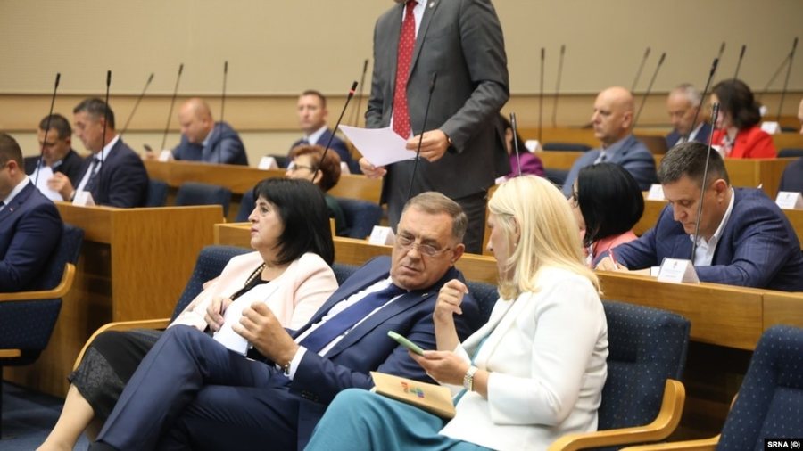 Kuvendi i Republikës Sërpska miraton vendimin jokushtetues për
