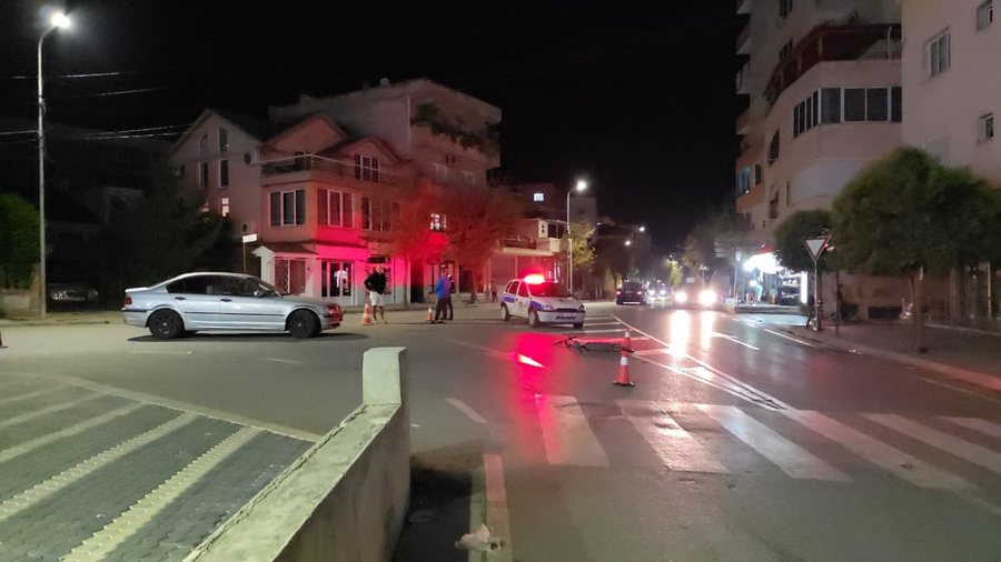 Aksident në Pogradec, i riu me monopatinë përplaset me