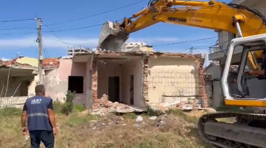 IKMT vijon aksionin e prishjeve pranë Portit të Vlorës,