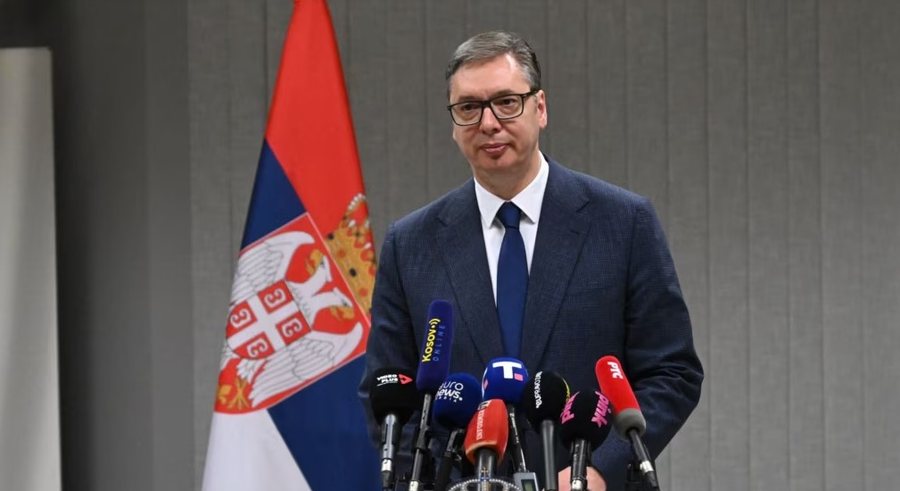 Vuçiq përsërit thirrjen ndaj protestuesve për dialog