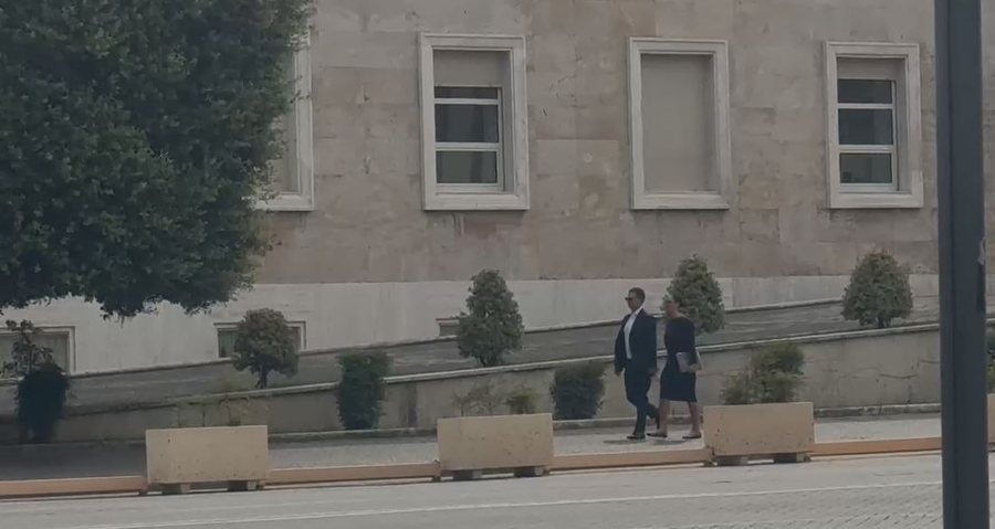 Në prag të qeverisjes së re, Rama takime në kryeministri
