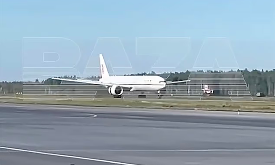 Avioni i nisur nga Londra bën ulje emergjente në Rusi, pasagjerët