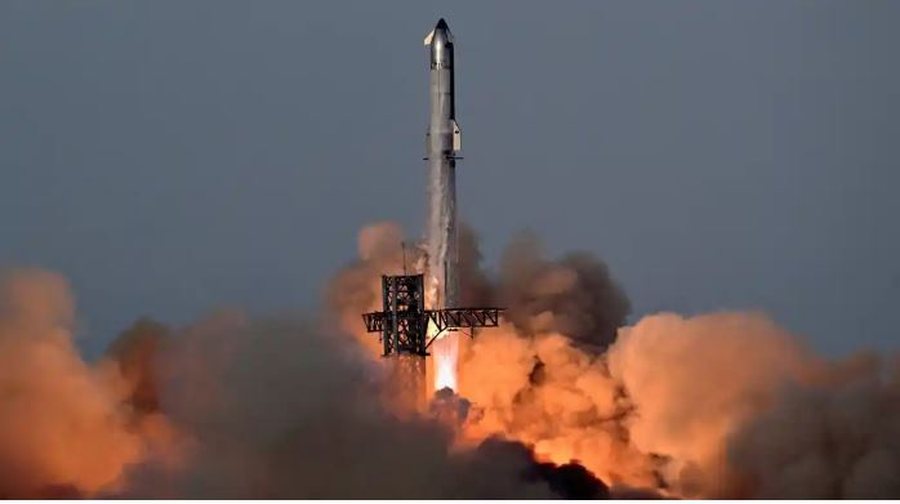 SpaceX përfundoi me sukses lëshimin e raketës të projektuar