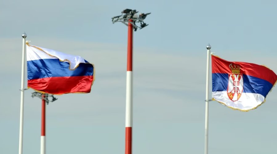 Ambasada ruse në Beograd: Për situatën në Serbi, zgjidhja