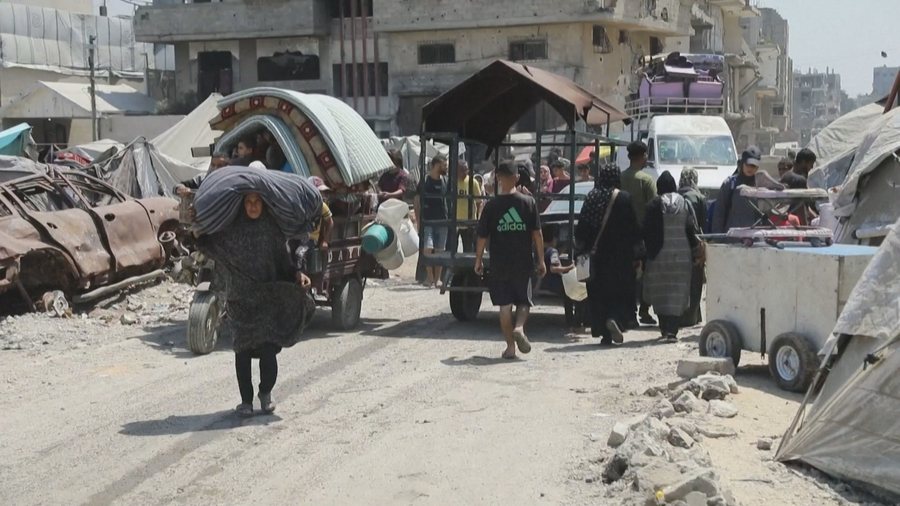 Tanket izraelite rrafshojnë qytetin e Gazës, evakuimi i