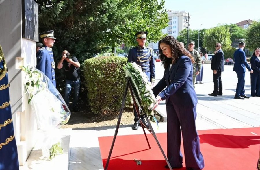 Osmani: Regjimi i Vuçiq vazhdon të fle mbi varreza masive