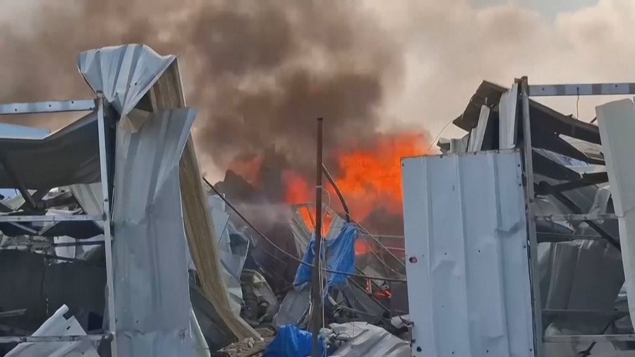Tjetër natë ferri në Gaza, vijojnë bombardimet intensive.