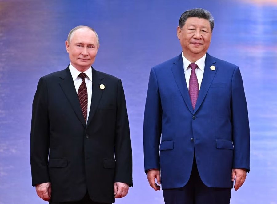 Xi dhe Putin krah për krah: NATO, model i vjetër, duhet