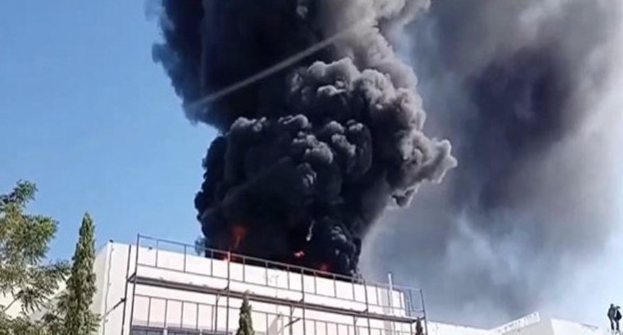Digjet shkolla e muzikës në Greqi
