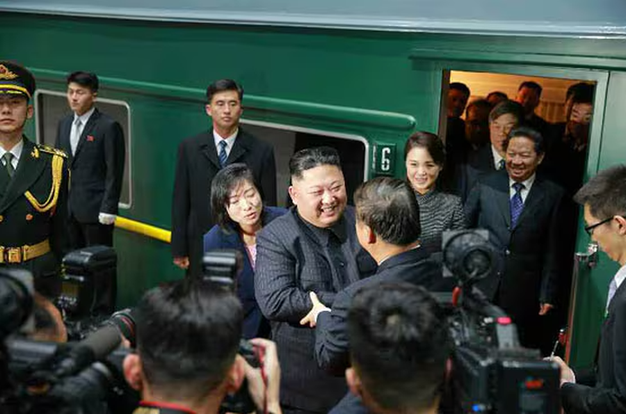 Rikthim pas 6 vitesh, Kim Jong Un niset drejt Kinës me trenin e blinduar