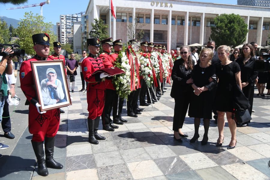 Lamtumirë Dhimitër Anagnosti! Përcillet për në