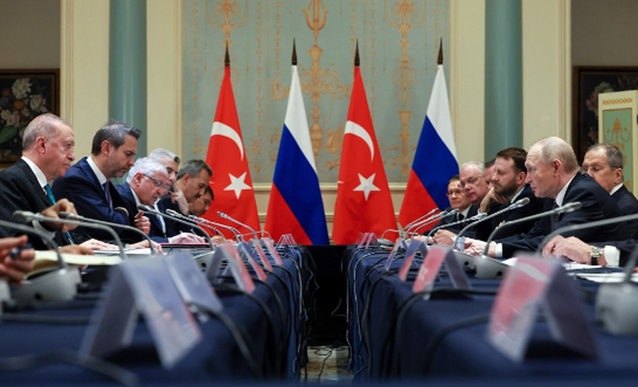 Erdogan shuan shpresat: Zelensky dhe Putin nuk janë ende gati për