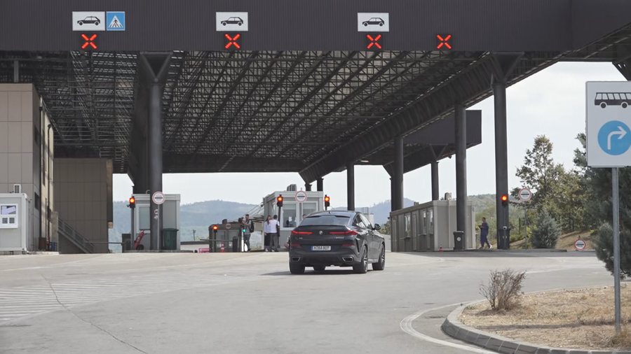 “Dyshohet për krime lufte”, Serbia arreston një